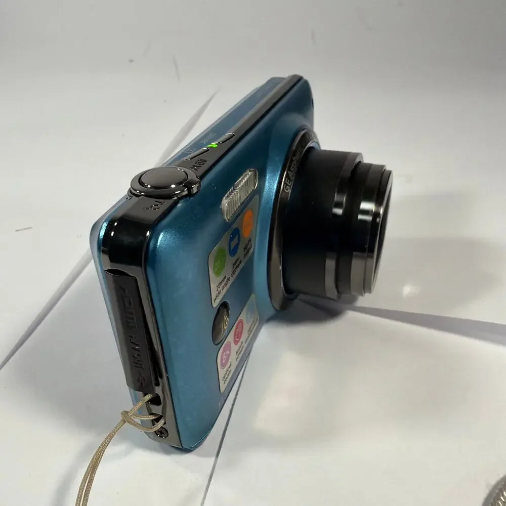 GE E1486TW 14.1MP Blue Digital Camera For Parts SD Card Slot Blocked